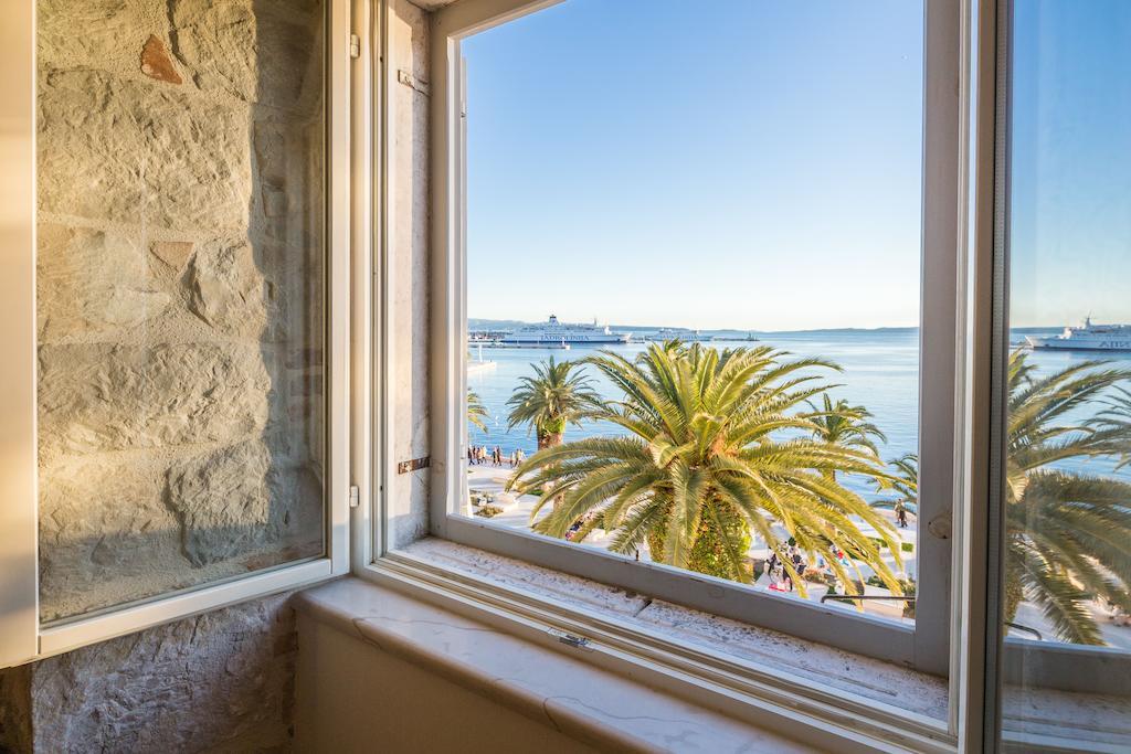 Luxury Apartment Riva With A Magnificient View Split Room photo