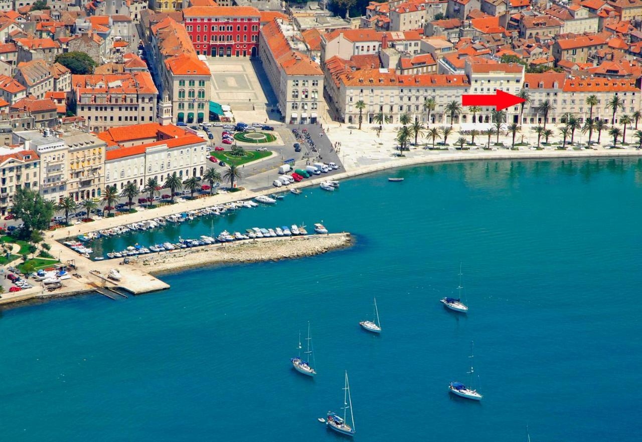Luxury Apartment Riva With A Magnificient View Split Exterior photo